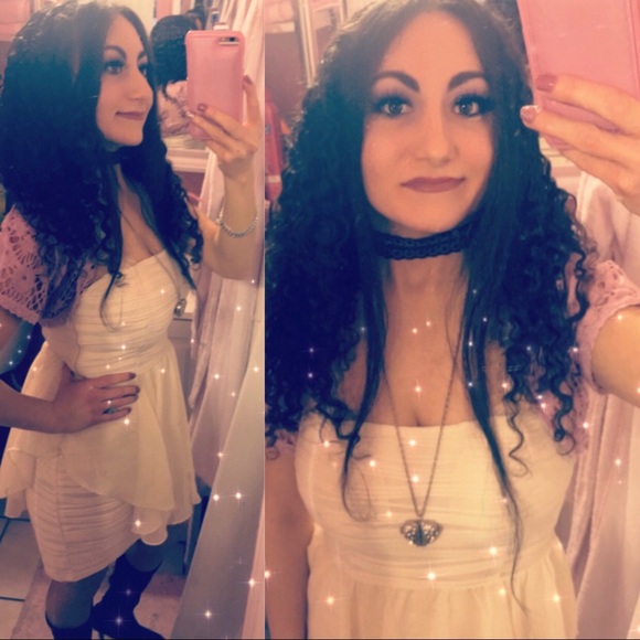 Meet your Posher, Elizabeth - Picture 4 of 4